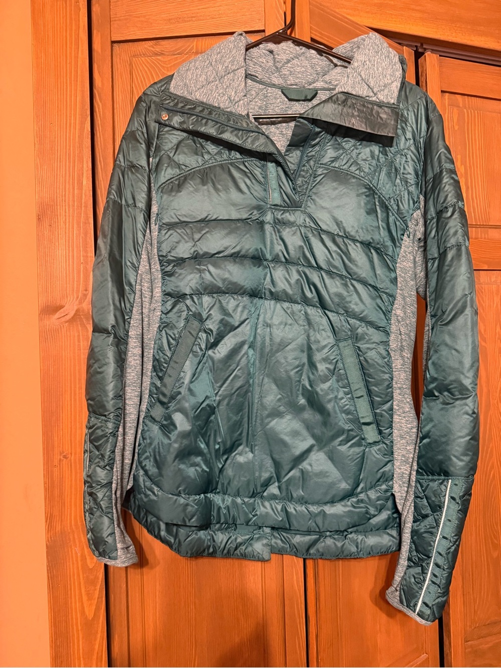 Lululemon Hybrid Pullover Anorak – Pine Green & Heathered green